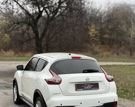 Белый Ниссан Жук, объемом двигателя 1.6 л и пробегом 72 тыс. км за 13700 $, фото 14 на Automoto.ua