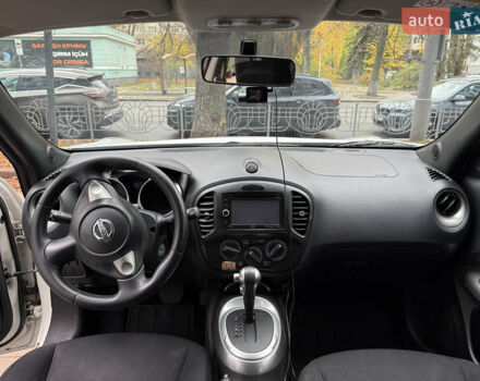 Белый Ниссан Жук, объемом двигателя 1.6 л и пробегом 90 тыс. км за 12900 $, фото 10 на Automoto.ua