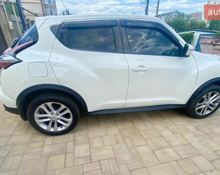 Белый Ниссан Жук, объемом двигателя 1.6 л и пробегом 65 тыс. км за 14000 $, фото 3 на Automoto.ua