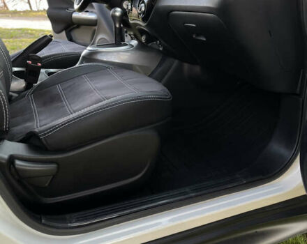 Белый Ниссан Жук, объемом двигателя 1.6 л и пробегом 44 тыс. км за 15750 $, фото 27 на Automoto.ua