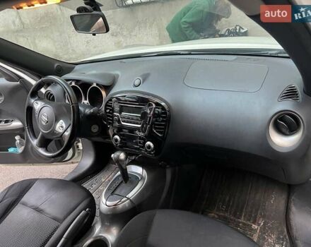 Белый Ниссан Жук, объемом двигателя 1.6 л и пробегом 61 тыс. км за 14500 $, фото 11 на Automoto.ua