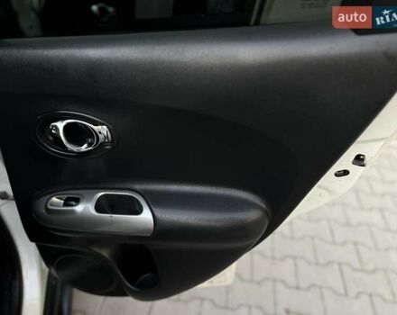 Белый Ниссан Жук, объемом двигателя 1.62 л и пробегом 137 тыс. км за 13300 $, фото 26 на Automoto.ua