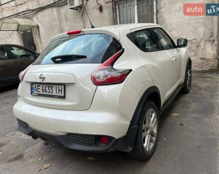 Белый Ниссан Жук, объемом двигателя 1.6 л и пробегом 61 тыс. км за 14500 $, фото 2 на Automoto.ua
