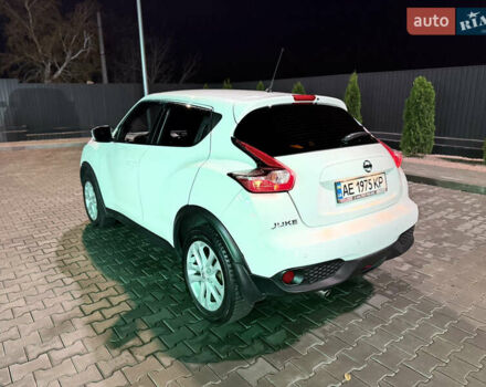 Белый Ниссан Жук, объемом двигателя 1.6 л и пробегом 130 тыс. км за 14300 $, фото 6 на Automoto.ua