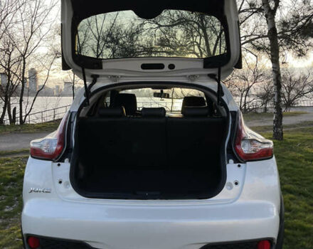 Белый Ниссан Жук, объемом двигателя 1.6 л и пробегом 44 тыс. км за 15750 $, фото 34 на Automoto.ua