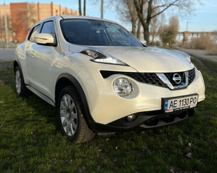 Белый Ниссан Жук, объемом двигателя 1.6 л и пробегом 44 тыс. км за 15750 $, фото 3 на Automoto.ua