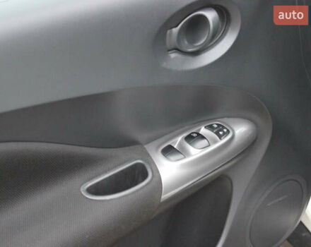 Белый Ниссан Жук, объемом двигателя 1.6 л и пробегом 72 тыс. км за 13999 $, фото 22 на Automoto.ua