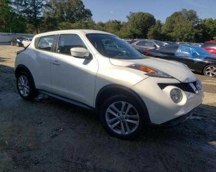 Белый Ниссан Жук, объемом двигателя 1.6 л и пробегом 86 тыс. км за 999 $, фото 4 на Automoto.ua