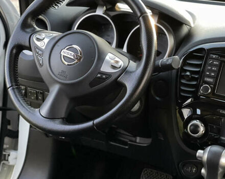 Белый Ниссан Жук, объемом двигателя 1.6 л и пробегом 44 тыс. км за 15750 $, фото 11 на Automoto.ua