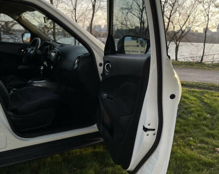 Белый Ниссан Жук, объемом двигателя 1.6 л и пробегом 44 тыс. км за 15750 $, фото 36 на Automoto.ua