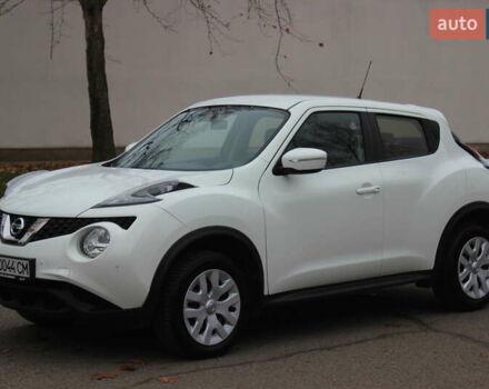 Белый Ниссан Жук, объемом двигателя 1.6 л и пробегом 72 тыс. км за 13999 $, фото 1 на Automoto.ua