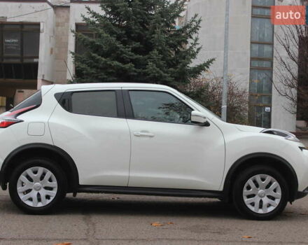 Белый Ниссан Жук, объемом двигателя 1.6 л и пробегом 72 тыс. км за 13999 $, фото 6 на Automoto.ua