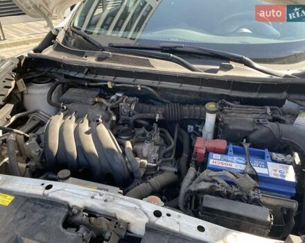 Белый Ниссан Жук, объемом двигателя 1.6 л и пробегом 52 тыс. км за 14400 $, фото 12 на Automoto.ua