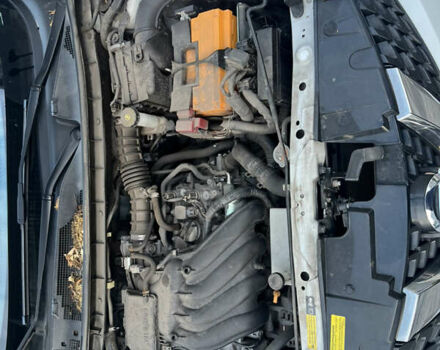 Белый Ниссан Жук, объемом двигателя 1.6 л и пробегом 94 тыс. км за 12700 $, фото 16 на Automoto.ua