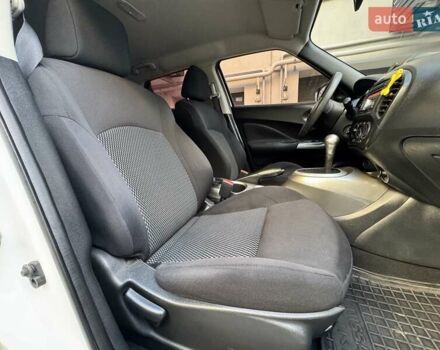 Белый Ниссан Жук, объемом двигателя 1.6 л и пробегом 65 тыс. км за 12000 $, фото 22 на Automoto.ua