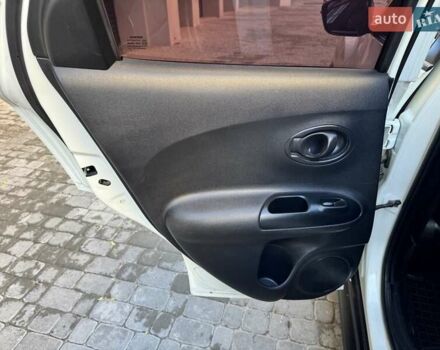 Белый Ниссан Жук, объемом двигателя 1.6 л и пробегом 65 тыс. км за 12000 $, фото 26 на Automoto.ua