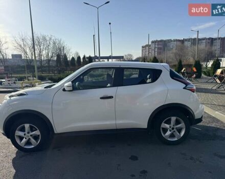 Белый Ниссан Жук, объемом двигателя 1.6 л и пробегом 138 тыс. км за 13500 $, фото 2 на Automoto.ua