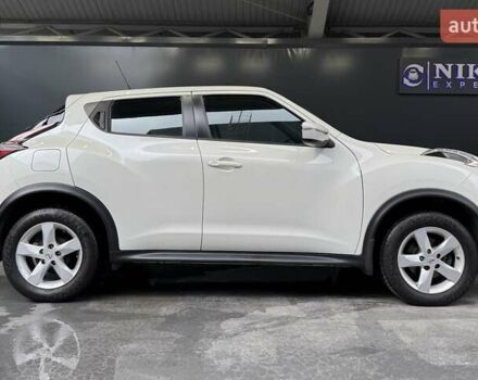 Белый Ниссан Жук, объемом двигателя 1.6 л и пробегом 76 тыс. км за 14900 $, фото 10 на Automoto.ua
