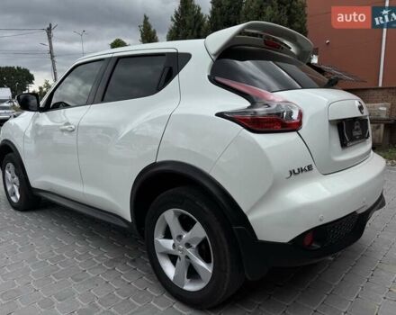 Белый Ниссан Жук, объемом двигателя 1.6 л и пробегом 90 тыс. км за 13999 $, фото 12 на Automoto.ua