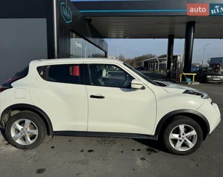 Белый Ниссан Жук, объемом двигателя 1.6 л и пробегом 138 тыс. км за 13500 $, фото 1 на Automoto.ua