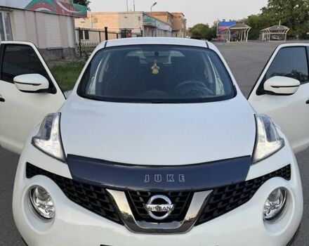 Белый Ниссан Жук, объемом двигателя 1.6 л и пробегом 110 тыс. км за 14800 $, фото 1 на Automoto.ua