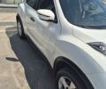 Белый Ниссан Жук, объемом двигателя 1.6 л и пробегом 130 тыс. км за 12000 $, фото 1 на Automoto.ua