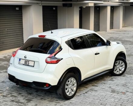 Белый Ниссан Жук, объемом двигателя 1.6 л и пробегом 65 тыс. км за 12000 $, фото 9 на Automoto.ua