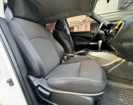 Белый Ниссан Жук, объемом двигателя 1.6 л и пробегом 65 тыс. км за 12000 $, фото 13 на Automoto.ua