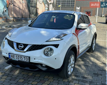 Белый Ниссан Жук, объемом двигателя 1.6 л и пробегом 90 тыс. км за 14500 $, фото 1 на Automoto.ua