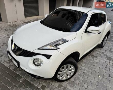Белый Ниссан Жук, объемом двигателя 1.6 л и пробегом 65 тыс. км за 12000 $, фото 1 на Automoto.ua