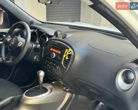 Белый Ниссан Жук, объемом двигателя 1.6 л и пробегом 65 тыс. км за 12000 $, фото 19 на Automoto.ua