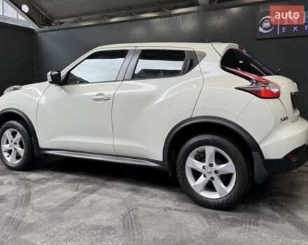 Белый Ниссан Жук, объемом двигателя 1.6 л и пробегом 76 тыс. км за 14900 $, фото 4 на Automoto.ua