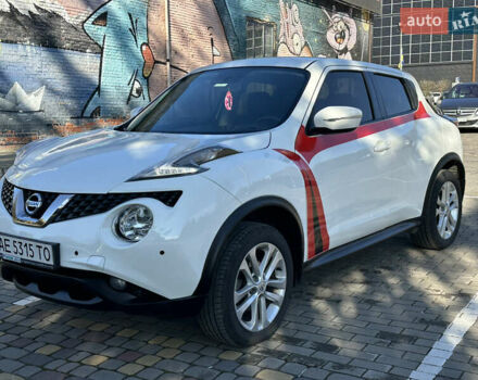 Белый Ниссан Жук, объемом двигателя 1.6 л и пробегом 90 тыс. км за 14500 $, фото 3 на Automoto.ua