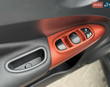 Білий Ніссан Жук, об'ємом двигуна 1.6 л та пробігом 22 тис. км за 17500 $, фото 56 на Automoto.ua