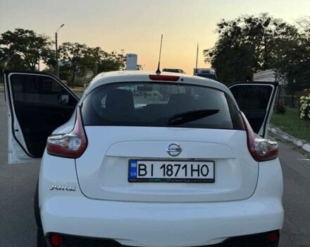 Белый Ниссан Жук, объемом двигателя 1.6 л и пробегом 110 тыс. км за 14800 $, фото 2 на Automoto.ua