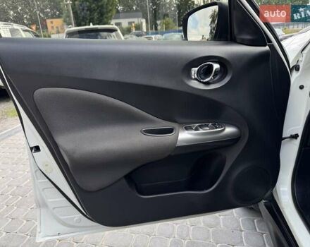 Белый Ниссан Жук, объемом двигателя 1.6 л и пробегом 90 тыс. км за 13999 $, фото 35 на Automoto.ua