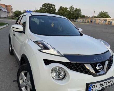 Белый Ниссан Жук, объемом двигателя 1.6 л и пробегом 110 тыс. км за 14800 $, фото 4 на Automoto.ua