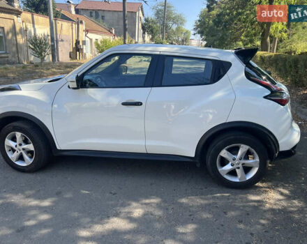 Белый Ниссан Жук, объемом двигателя 1.6 л и пробегом 48 тыс. км за 14500 $, фото 1 на Automoto.ua