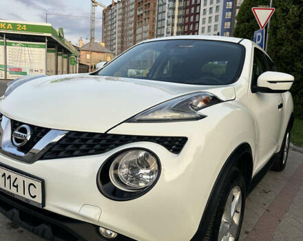 Белый Ниссан Жук, объемом двигателя 1.6 л и пробегом 77 тыс. км за 14300 $, фото 3 на Automoto.ua