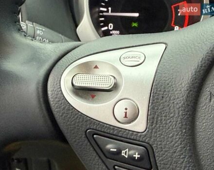 Белый Ниссан Жук, объемом двигателя 1.6 л и пробегом 35 тыс. км за 14800 $, фото 31 на Automoto.ua