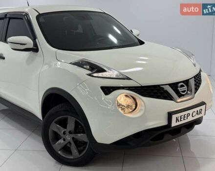 Белый Ниссан Жук, объемом двигателя 1.6 л и пробегом 69 тыс. км за 14700 $, фото 2 на Automoto.ua