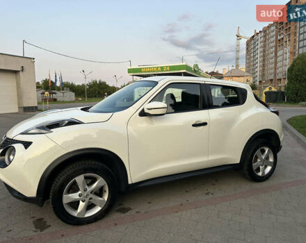 Белый Ниссан Жук, объемом двигателя 1.6 л и пробегом 77 тыс. км за 14300 $, фото 5 на Automoto.ua