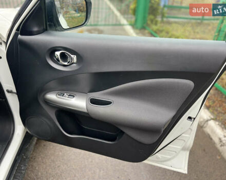 Белый Ниссан Жук, объемом двигателя 1.6 л и пробегом 78 тыс. км за 14500 $, фото 16 на Automoto.ua