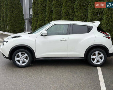 Белый Ниссан Жук, объемом двигателя 1.6 л и пробегом 78 тыс. км за 14500 $, фото 7 на Automoto.ua