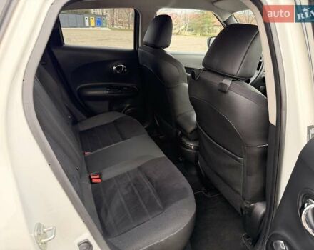 Белый Ниссан Жук, объемом двигателя 1.6 л и пробегом 56 тыс. км за 16500 $, фото 8 на Automoto.ua