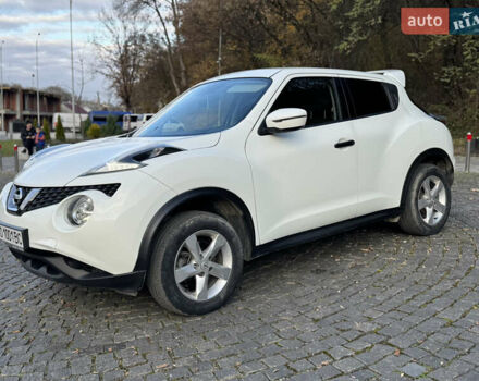 Белый Ниссан Жук, объемом двигателя 1.6 л и пробегом 91 тыс. км за 14000 $, фото 5 на Automoto.ua