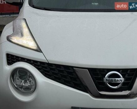 Белый Ниссан Жук, объемом двигателя 1.6 л и пробегом 35 тыс. км за 14800 $, фото 5 на Automoto.ua