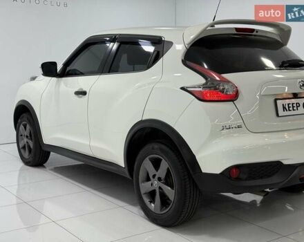 Белый Ниссан Жук, объемом двигателя 1.6 л и пробегом 69 тыс. км за 14700 $, фото 13 на Automoto.ua