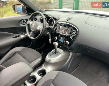 Белый Ниссан Жук, объемом двигателя 1.6 л и пробегом 78 тыс. км за 14500 $, фото 10 на Automoto.ua