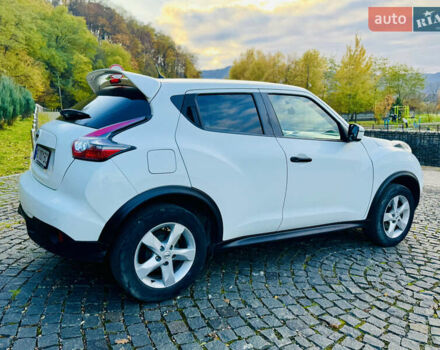 Белый Ниссан Жук, объемом двигателя 1.6 л и пробегом 91 тыс. км за 14000 $, фото 3 на Automoto.ua